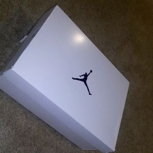 JORDAN 4 METALLIC PURPLE (WORN ONCE)